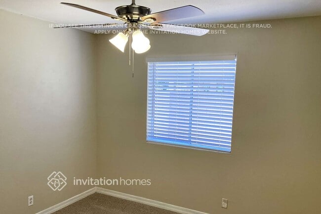 Photo - 834 E Glade Ave