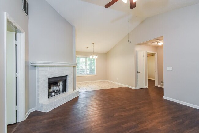 Photo - 3247 Valley View Ln