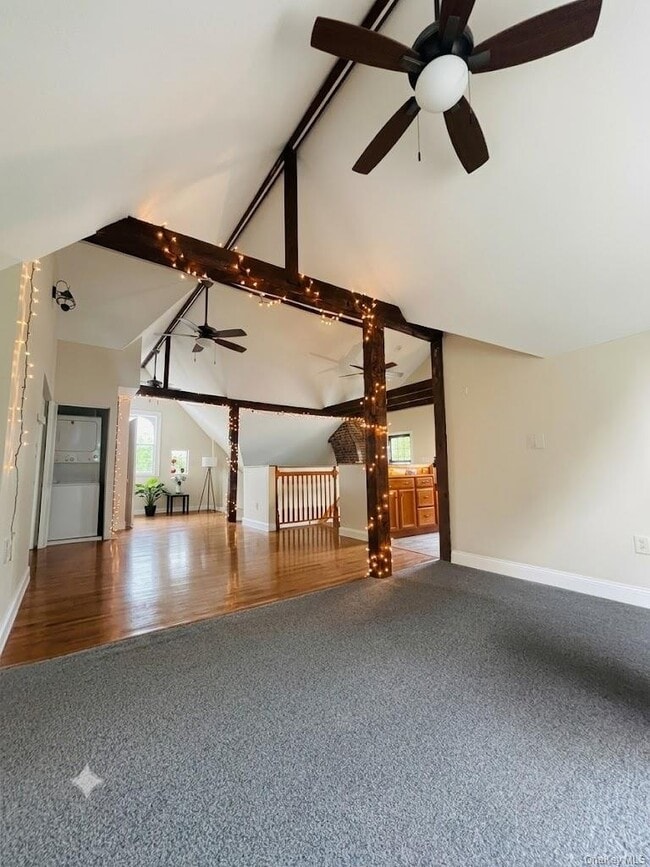 Photo - 113 Academy St