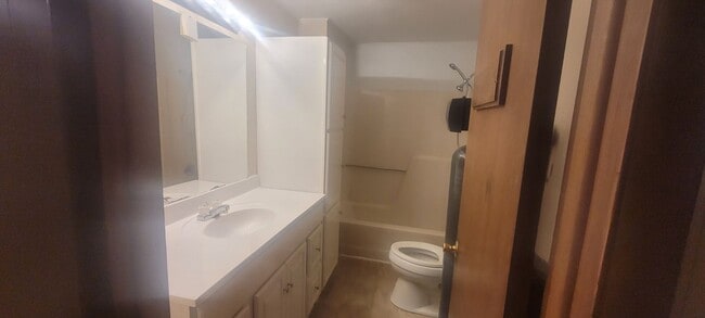 Photo - 3 Bedroom / 1 Bath Home Jonesborough, TN