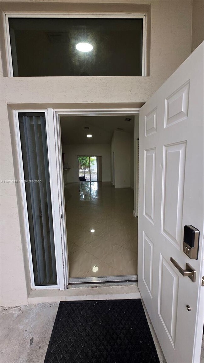 Photo - 250 Ipswich St