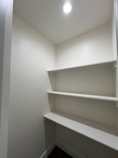 Photo - 205 W 20th St