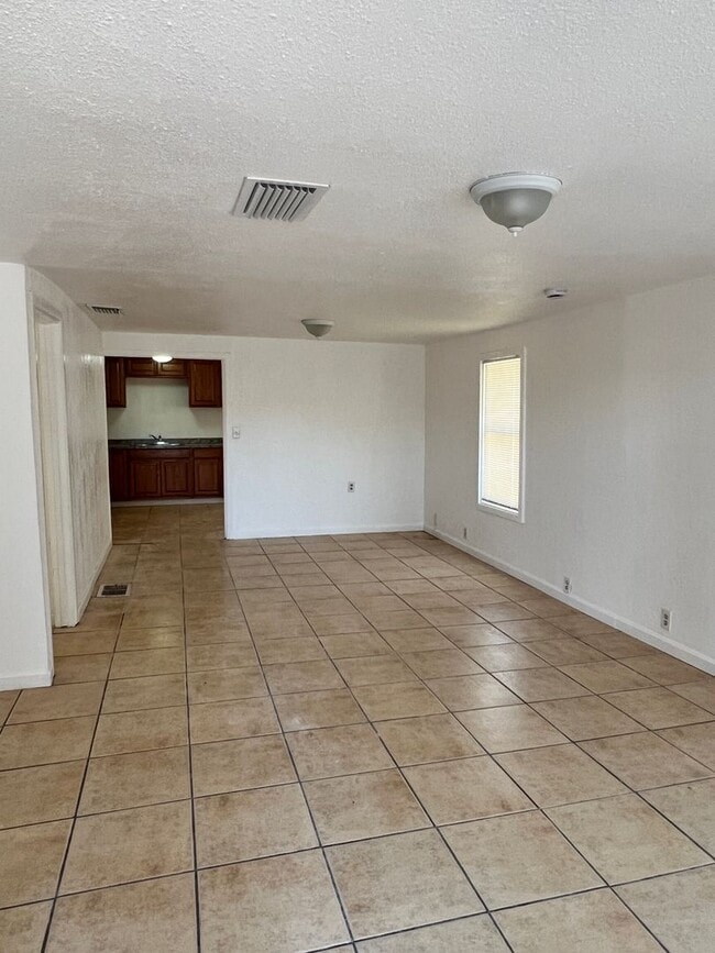 Photo - 3 Bedroom 1 Bath duplex with updated kitchen