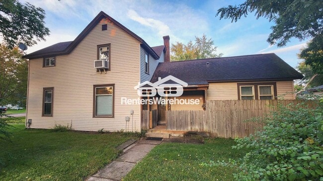 Building Photo - 1427 Hayden Ave Rental