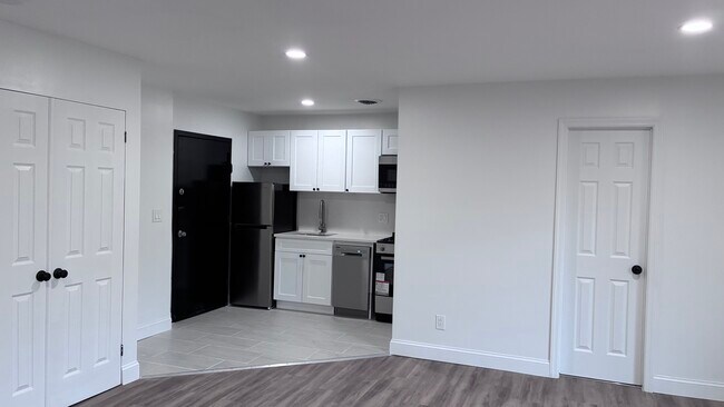 Photo - 340 Stuyvesant Ave Unidad 6