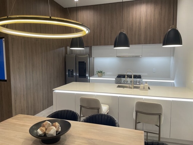 Photo - 970 Excellence Cir