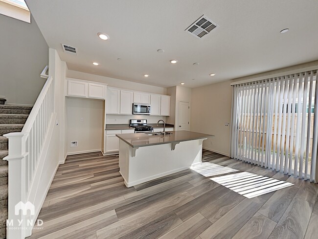 Photo - 8176 Kramer Rnch Ln