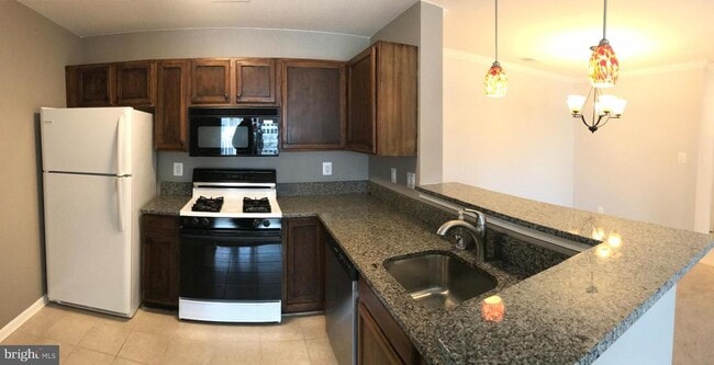 Photo - 13304 Kilmarnock Way Unit 4-C