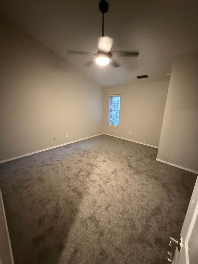 Photo - 3/2 Town House/ Quaker & 18th street!!