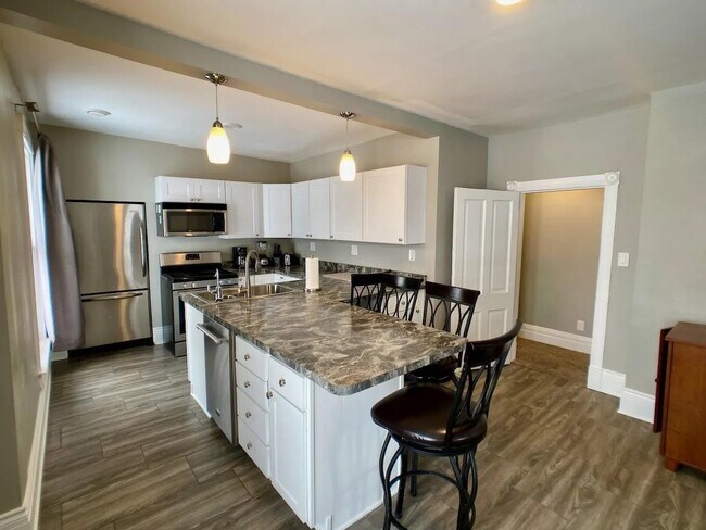 Photo - 510 W Main St Unit 512