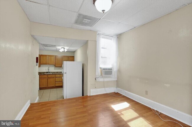 Photo - 4034 Baring St Unit 2