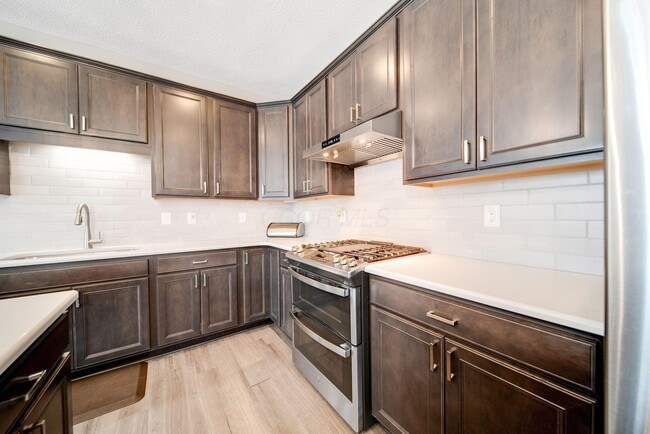 Photo - 7181 Fenwick St NW