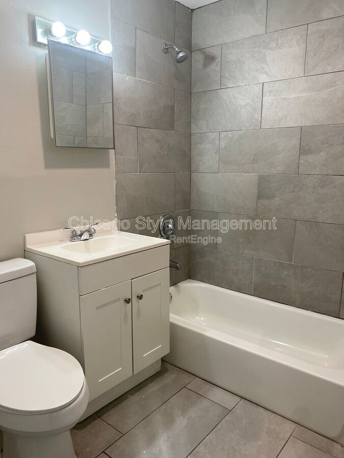 Photo - 725 Sibley Blvd