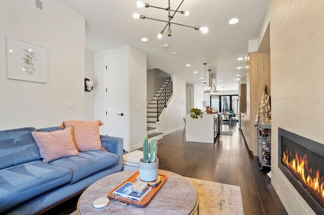 Photo - 4331 Kalamath St