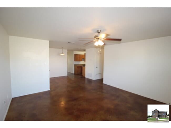 Photo - 2923 Starlight Dr
