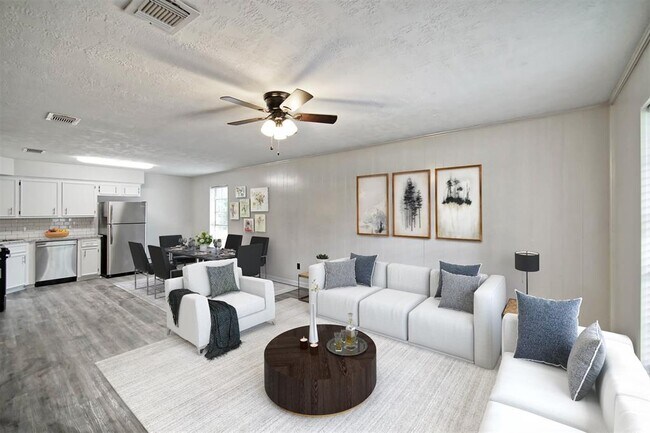 Photo - 308 Lawrence St Unidad A