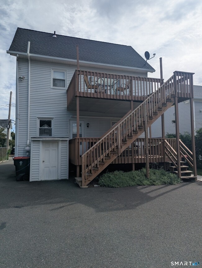 6 Hawkins Ave Unit 2