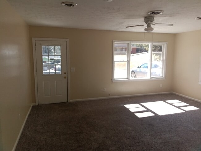 Photo - 3309 10th St