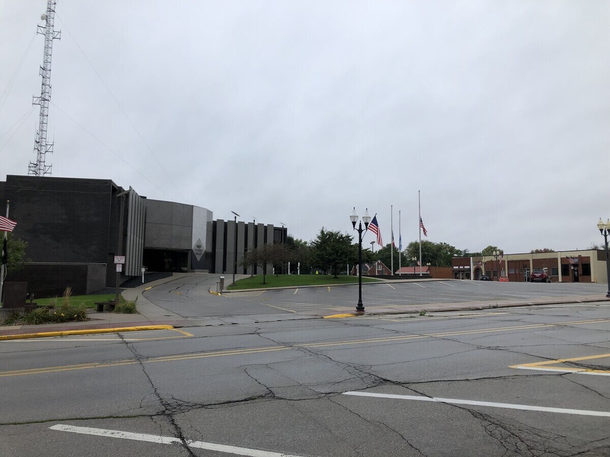 Courthouse View Apartments Unit 206 Condo for Rent in Nevada, IA