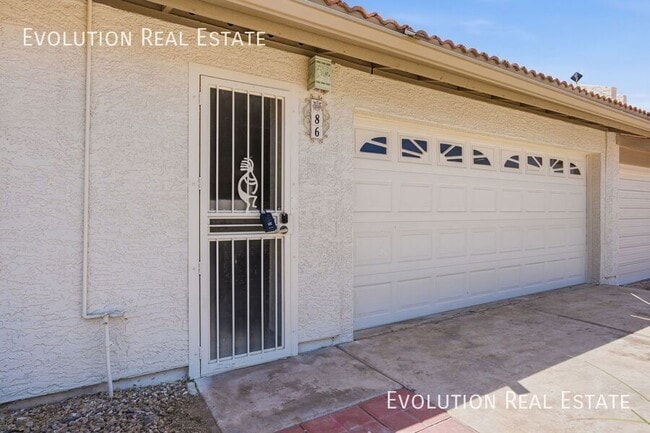 Photo - 2329 N Recker Rd
