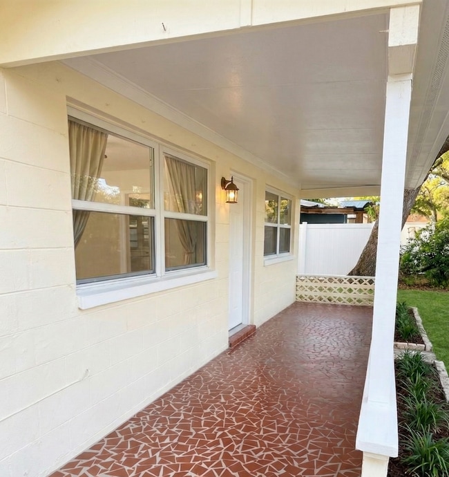 Photo - Updated 4-Bedroom Home for Rent in Pinellas Park | Spacious Layout | Stainless Steel Appliances