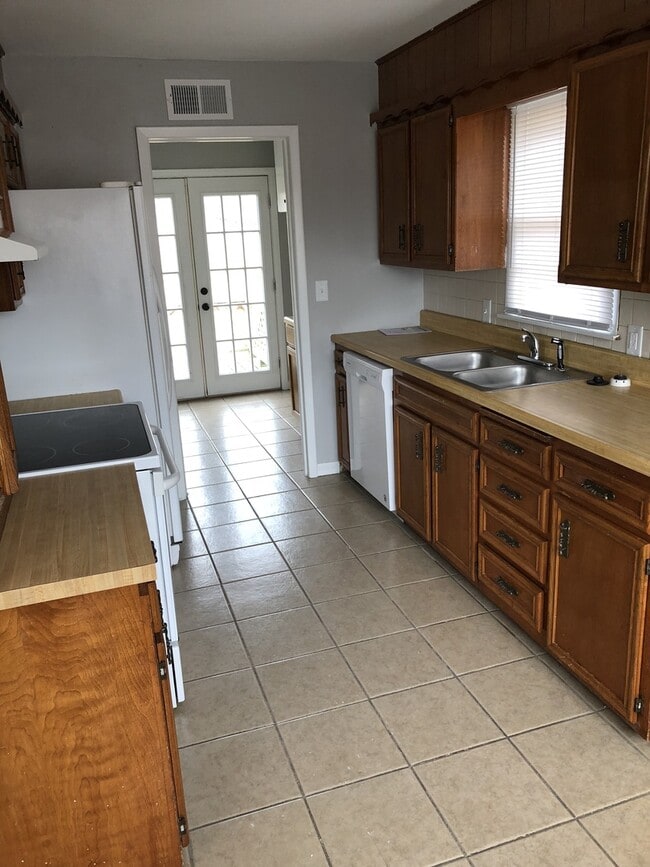 Photo - ***Coming available in April - showings start April 6th***