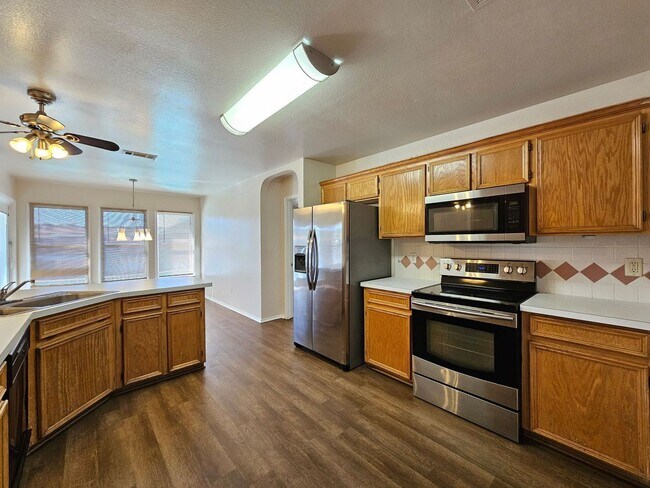 602 Del Mar Dr