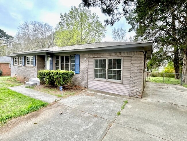 Photo - 6117 Colfax Rd NW