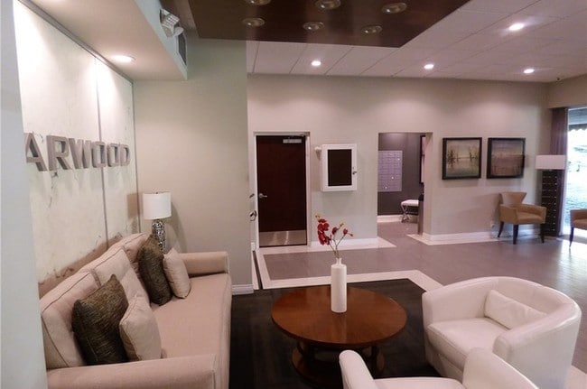 Building Photo - 1745 Camino Palmero St Unit 207 Rental