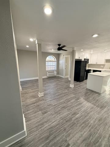Photo - 1000 W Spring Valley Rd