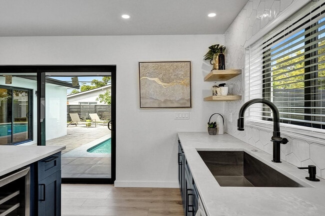 Photo - 5501 NE 18th Terrace