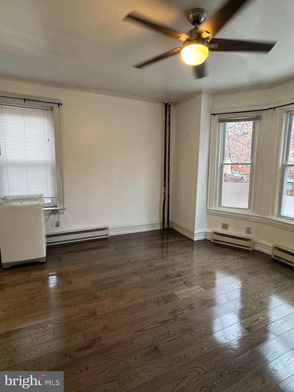 Photo - 251 S Melville St