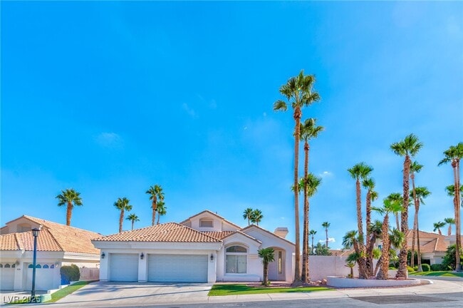 Photo - 8129 Pacific Cove Dr