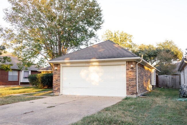 Photo - 11210 Fall Breeze Dr