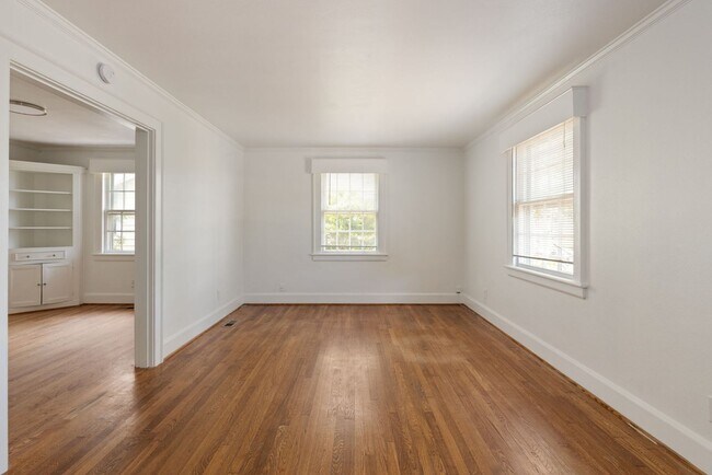 Photo - Walk to the Beach - Single Family Home on 35th Sreet