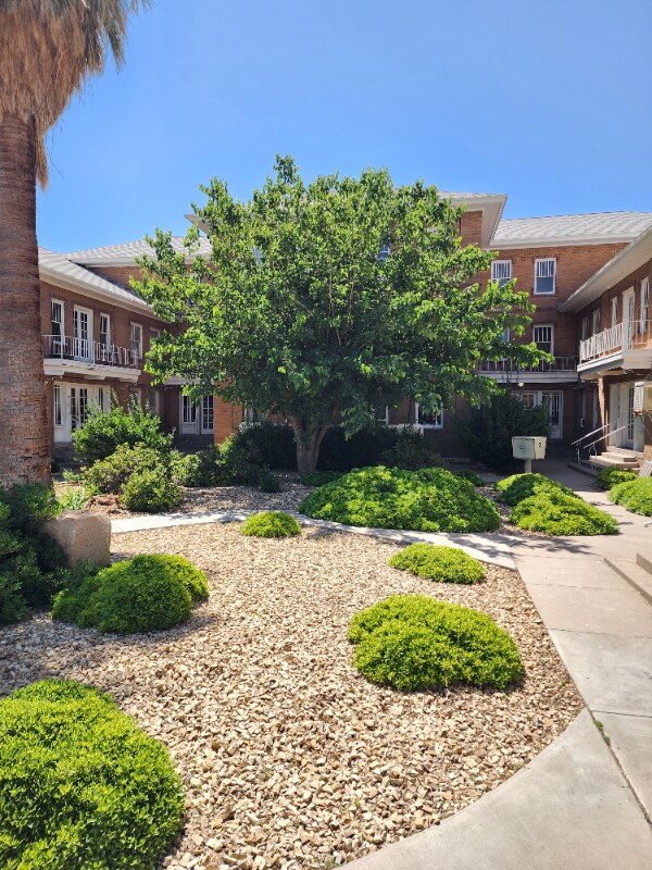 Photo - 1820 Montana Ave Unidad 20