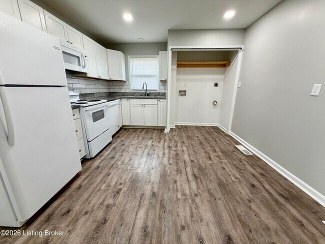 Photo - 1529 Stonewall Way