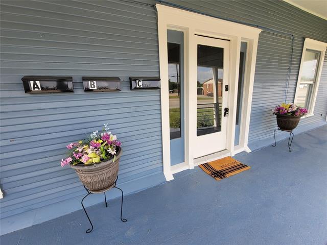 Photo - 1103 E Moore Ave