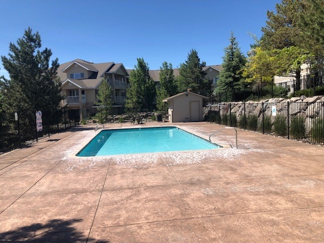 Photo - ALTITUDE BY VINTAGE