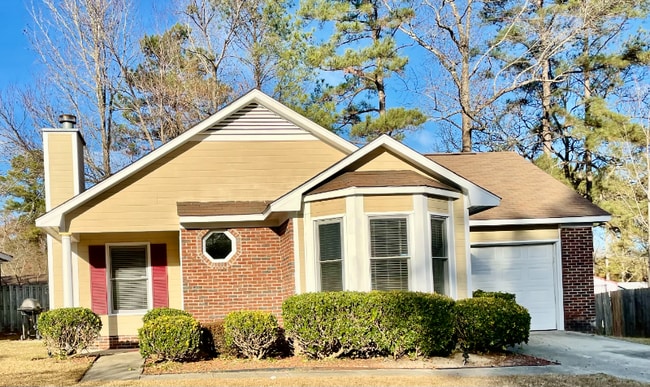 Building Photo - 1651 Kara Ct