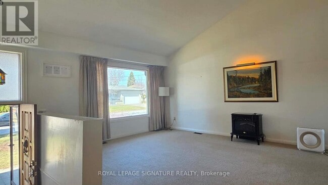 Photo - 42 Jubilee Crescent