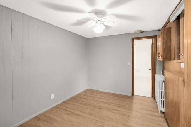 Photo - 895 Humboldt Ave