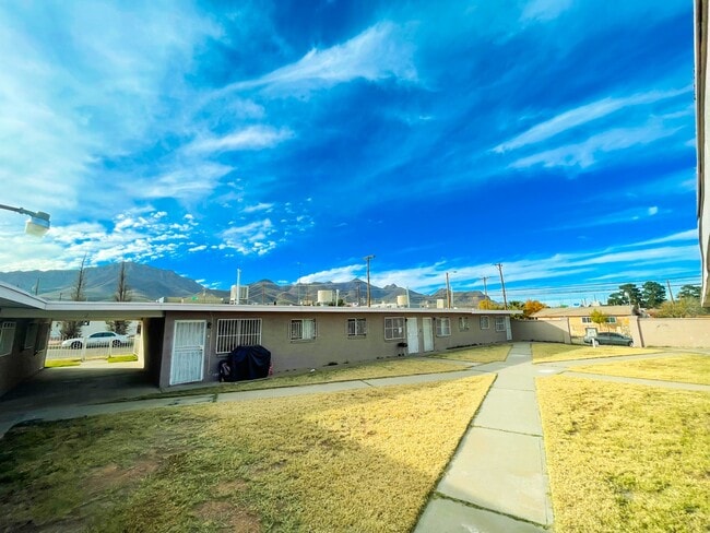 Photo - 4426 Moonlight Ave Unit Apartment No. 4