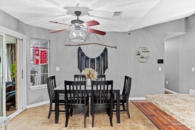 Photo - 2625 Tupelo Ave