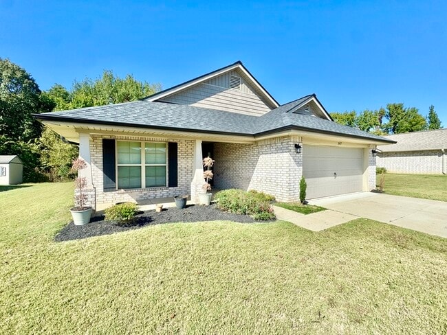 Photo - 8437 Grayce Dr