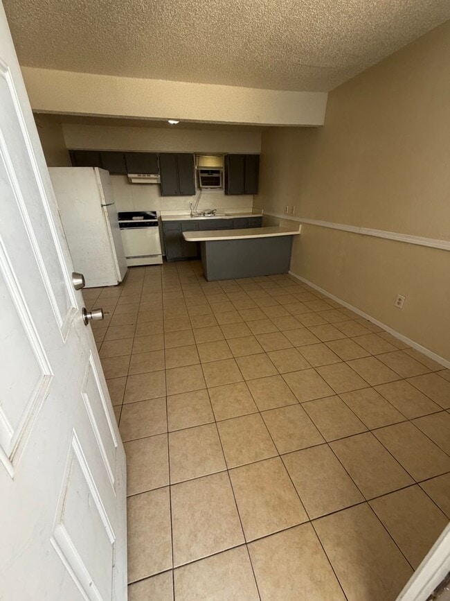 Photo - 1601 E Central Texas Expy Unidad 220