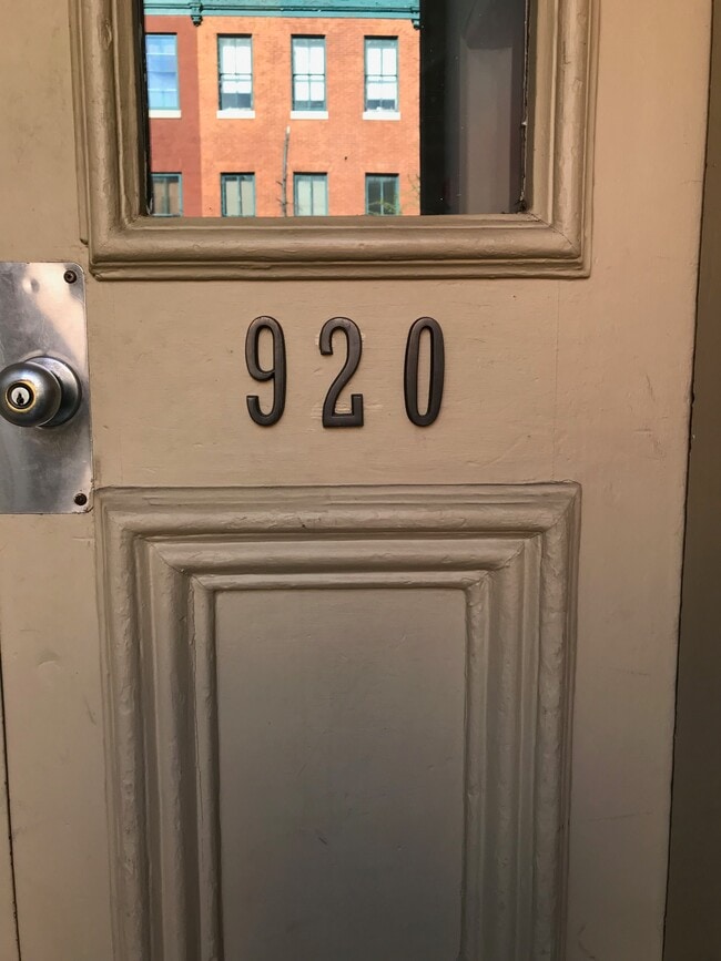 Photo - 920 N Calvert St