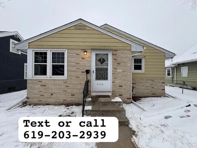 Building Photo - 4212 6th St NE