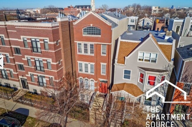 Photo - 1328 W Diversey Pkwy Unit 3