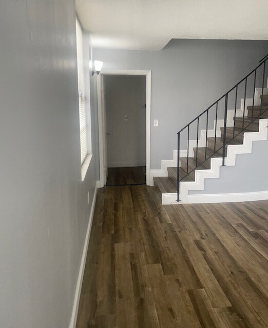 Photo - Spacious 3 bedroom 2 1/2 Condo Unit Apt 203